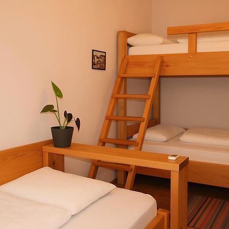 Cozy Big Apartment With Balcony Tirana Exterior photo